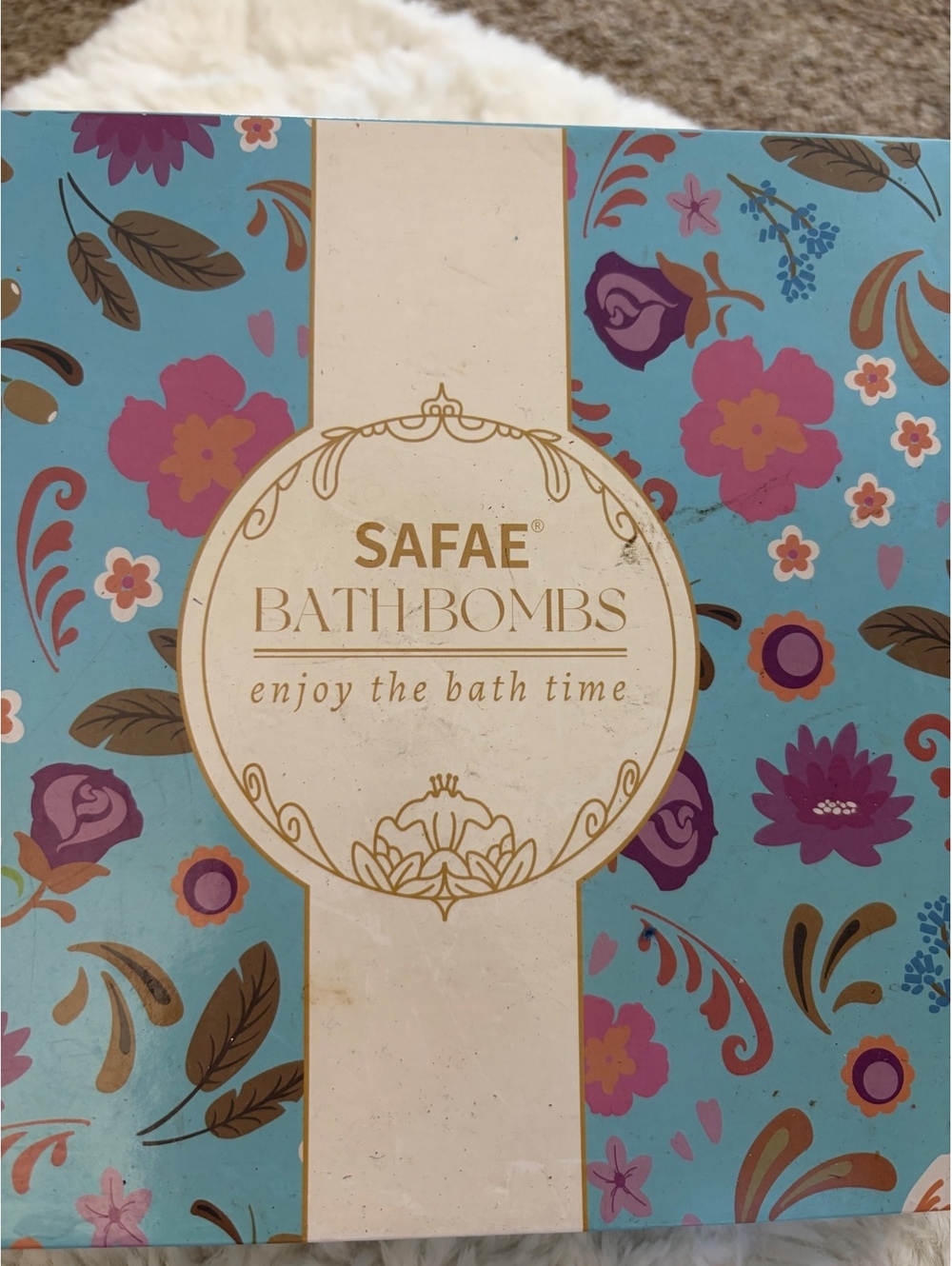 Safae box of 7 bath bombs - Picture 2 of 5